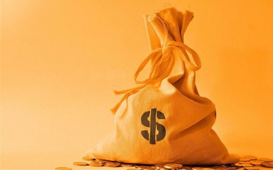 欧元兑美元走势稳健：PMI韧性与通胀压力支撑欧央行鹰派立场